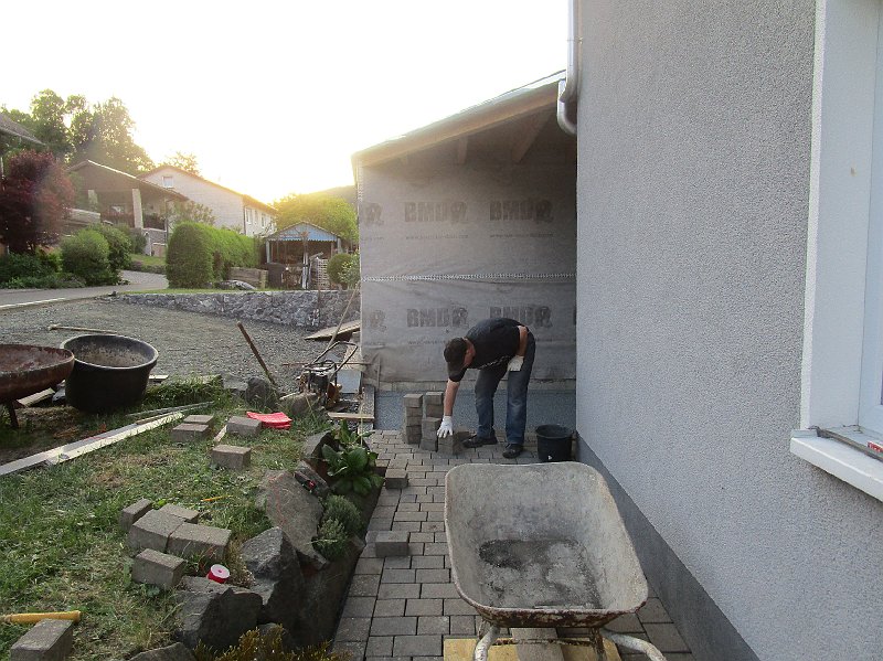 2018.05.28 Probefahrt, Bier, Grill, Freunde, Whisky und... Pflasterarbeiten (222).JPG